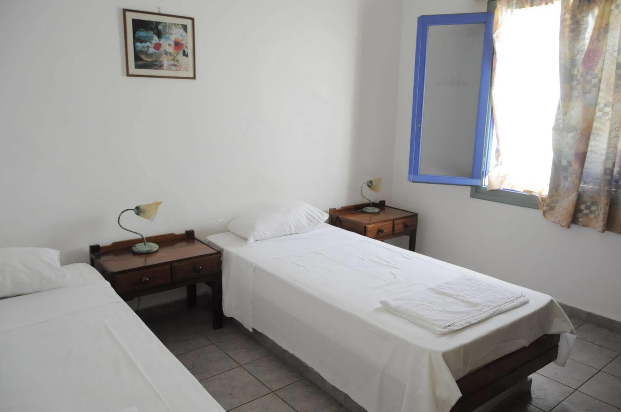 Amazones Villas Apartments Hersonissos  Exteriör bild