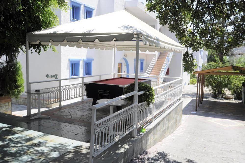 Amazones Villas Apartments Hersonissos  Exteriör bild